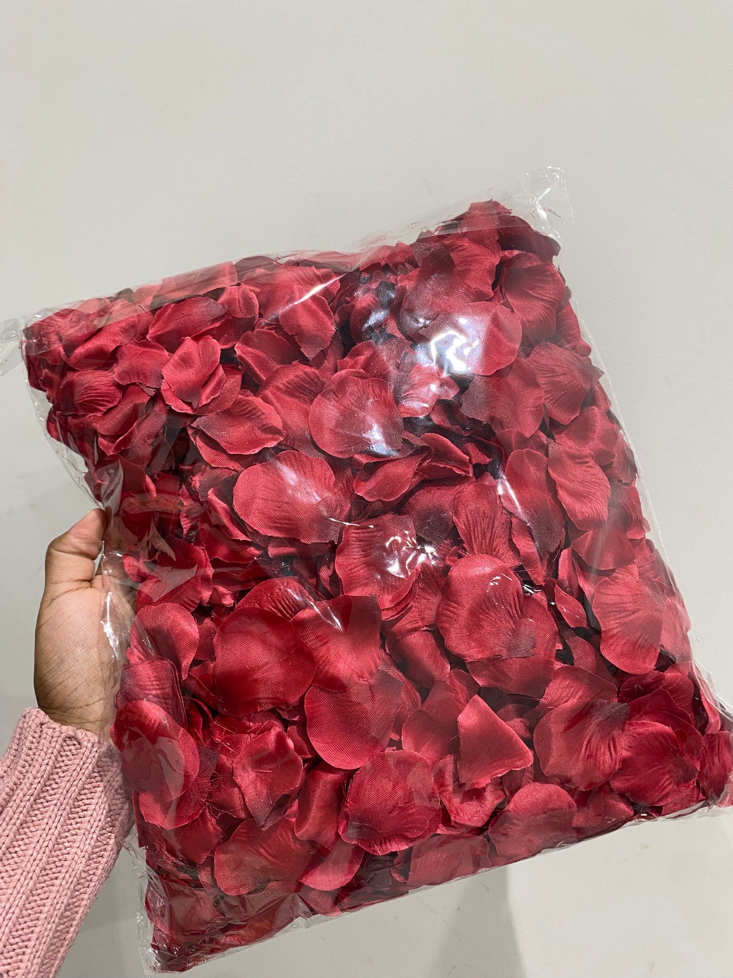 Artificial Red Rose Petals