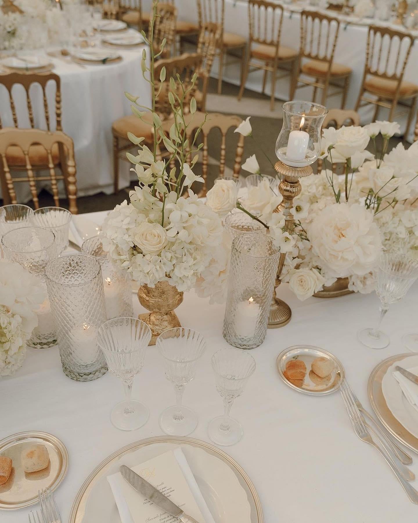 All - White Wedding Decor