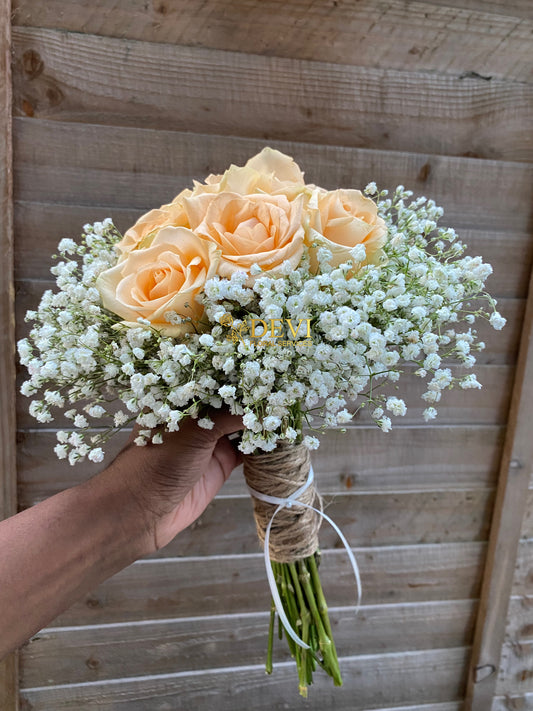 Roses and Gypsophila Bouquet