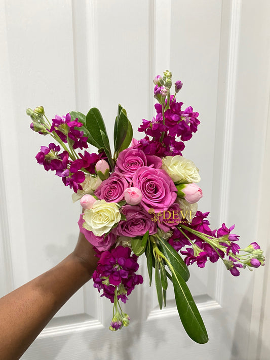 Medium Bridesmaids Bouquets